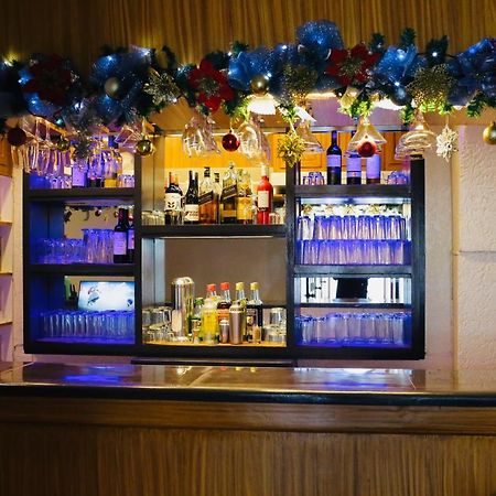 Amalfi718 Hotel Lipa City Екстер'єр фото