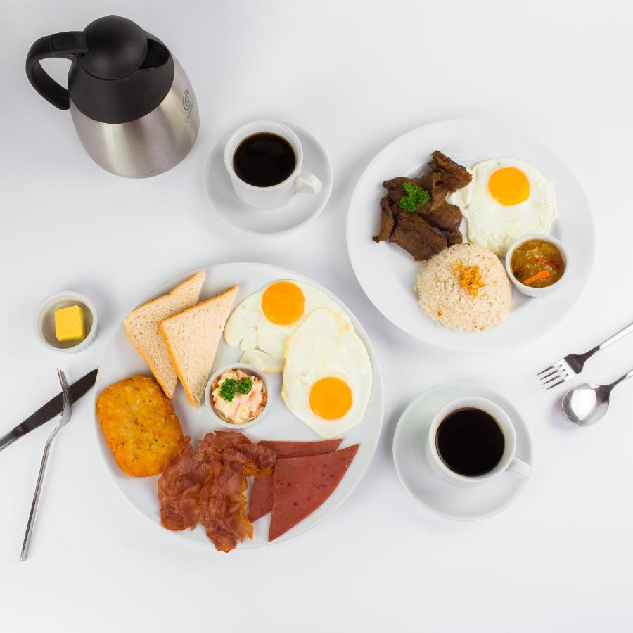 Amalfi718 Hotel Lipa City Екстер'єр фото